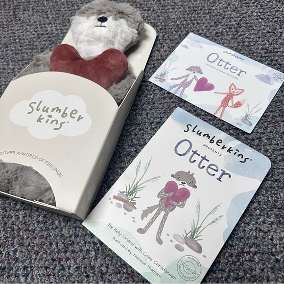 Slumberkins Otter Plush with Book - Picture 3 of 8